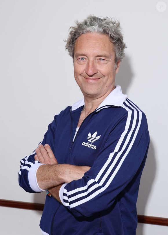 Il incarne le personnage d'Emmanuel Teyssier dans le feuilleton quotidien "Ici tout commence" depuis 2020
Exclusif - Rendez-vous avec Benjamin Baroche ("Ici Tout Commence") en marge du 8ème festival CanneSeries à Cannes, le 28 avril 2025, pour la nouvelle série "Rien ne t'efface" (TF1).
© Denis Guignebourg / Bestimage