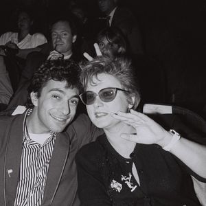 Josiane Balasko et son mari Philippe Berry, les parents de Marilou Berry, lors de la première du film "Jean de Florette" à Paris en 1986 (Archives). BERTRAND RINDOFF PETROFF / BESTIMAGE