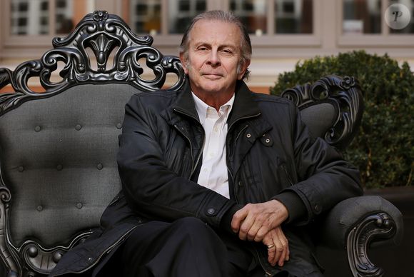 Exclusif - Roland Giraud (membre du jury) pose lors du Grand Gala "Les Fous Rires de Toulouse" à Toulouse le 13 mars 2016. © Patrick Bernard/Bestimage