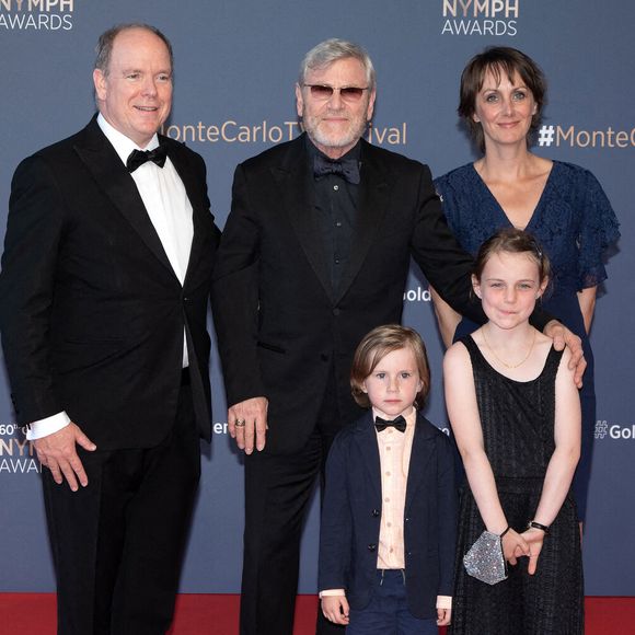 Le Prince Albert II de Monaco, Tcheky Karyo avec sa compagne Valérie Keruzore et leurs enfants assistent à la cérémonie de clôture du 60ème Festival de Télévision de Monte-Carlo le 22 juin 2021 à Monte-Carlo, Monaco. Photo par David Niviere / ABACAPRESS.COM