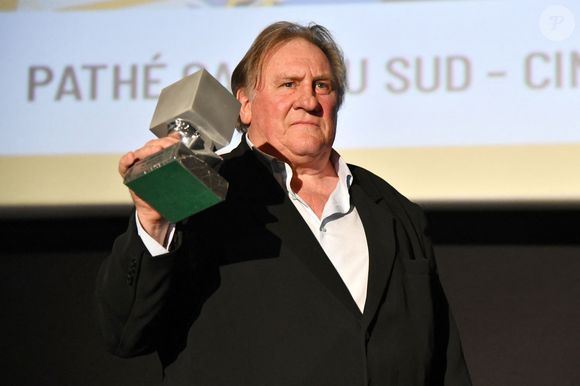 Gérard Depardieu lors de la soirée de clôture de la 3eme édition du Festival Cinéroman à Nice, le 24 octobre 2021. Bruno Bebert / Bestimage