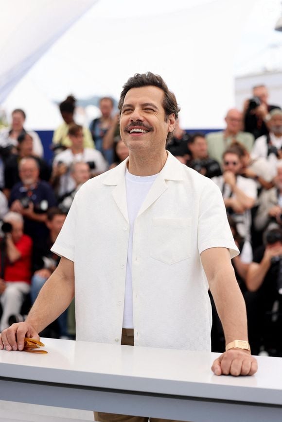 Pour se ressourcer après ses prestations intenses, il a trouvé son bonheur à Paris

Laurent Lafitte au photocall du film "La Femme la plus riche du Monde" lors du 78ème Festival International du Film de Cannes le 19 mai 2025.

© Jacovides / Moreau / Bestimage