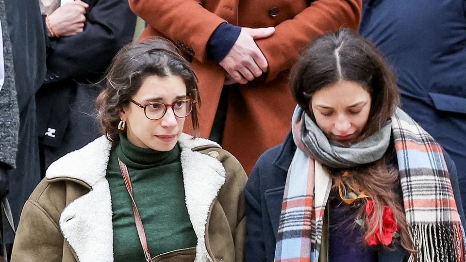 Les filles de Catherine Laborde, ne digèrent ce qu'a fait le mari de leur mère