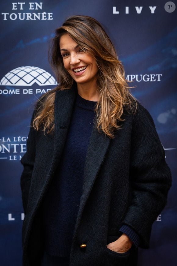 Exclusif - Nadia Fares au photocall du showcase de présentation de la comédie musicale La Légende du Comte de Monte Cristo à Salle Gaveau à Paris, France, le 25 septembre 2025. © Julien Sarkissian/Bestimage