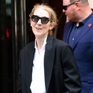 Céline Dion arrive à l'hôtel Royal Monceau à Paris avant l'ouverture des JO (Jeux Olympiques) Paris 2024 le 23 juillet 2024.