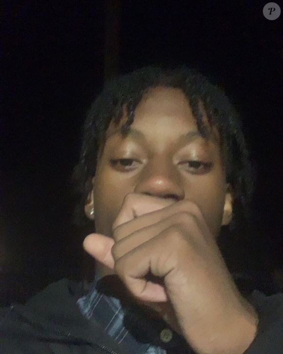 La violence du choc n'a malheureusement laissé aucune chance de survie au jeune homme de 22 ans.

4Melvn, Instagram