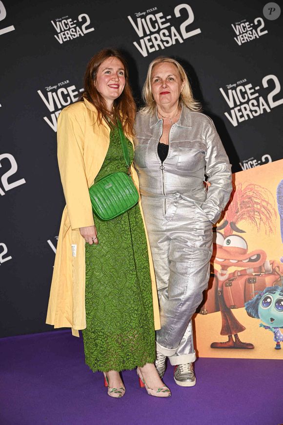 Roxanne Damidot et Valerie Damidot assistent à la première de Vice Versa 2 au Grand Rex le 16 juin 2024 à Paris, France. Photo par Victor Joly/ABACAPRESS.COM