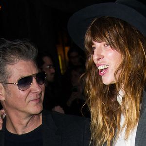 Etienne Daho et Lou Doillon arrivent au défilé de la collection de prêt-à-porter automne-hiver 2013/2014 d'Yves Saint Laurent, qui s'est tenu au Grand Palais à Paris, France, le 4 mars 2013. Photo Nicolas Genin/ABACAPRESS.COM