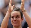 Ce lundi 2 juin, Loïs Boisson a battu la troisième joueuse mondiale, Jessica Pegula

La française Loïs Boisson bat l'américaine Pegula (3-6, 6-4, 6-4), au 4ème tour des internationaux de France de Tennis de Roland Garros 2025 (Jour 9), à Paris, France, le 2 juin 2025. Boisson a renversé la situation face à l’Américaine Pegula, numéro trois mondiale, pour s’offrir la plus belle victoire de sa carrière (3-6, 6-4, 6-4) et se hisser en quarts de finale de Roland-Garros. © Jacovides-Moreau/Bestimage