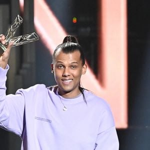 Le chanteur Stromae (Artiste masculin et Album "Multitude") lors de la 38ème cérémonie des Victoires de la musique à la Seine musicale de Boulogne-Billancourt, France, le 10 février 2023. © Coadic Guirec/Bestimage