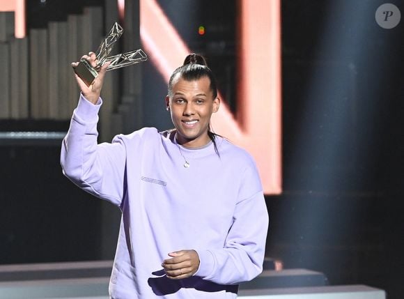 Le chanteur Stromae (Artiste masculin et Album "Multitude") lors de la 38ème cérémonie des Victoires de la musique à la Seine musicale de Boulogne-Billancourt, France, le 10 février 2023. © Coadic Guirec/Bestimage