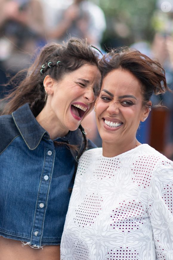 Lise Akoka et Amel Bent au Photocall Ma Frere à Cannes, France, le 22 mai 2025 dans le cadre du 78ème Festival de Cannes. Photo par Aurore Marechal/ABACAPRESS.COM