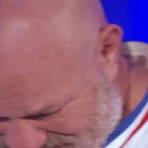 Philippe Etchebest en larmes face à Charles après son élimination de "Top Chef 2025", épisode du 4 juin, sur M6