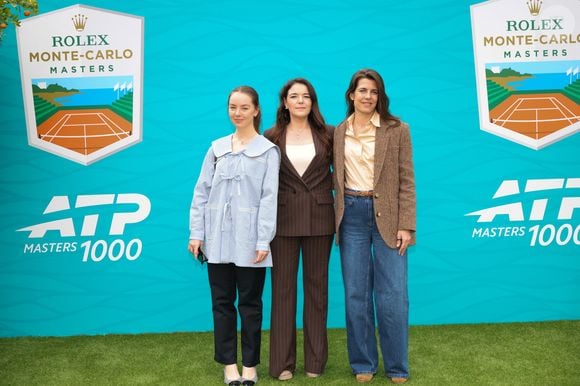 Mélanie-Antoinette de Massy, Charlotte Casiraghi et la princesse Alexandra de Hanovre lors de la sixième journée du Rolex Monte-Carlo Masters au Monte-Carlo Country Club de Monaco, le 10 avril 2026. © Claudia Albuquerque/Bestimage