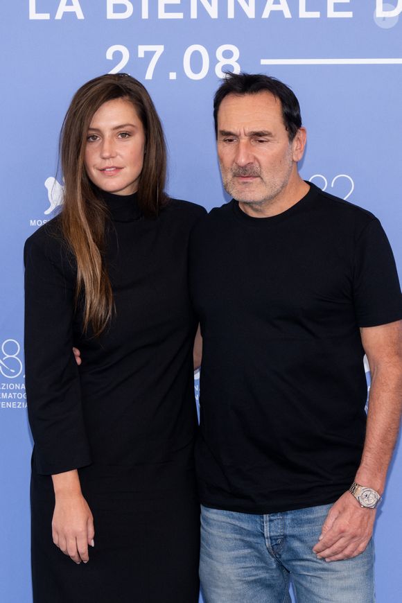 Au sein de ce long-métrage, elle donne la réplique à Gilles Lellouche

Adele Exarchopoulos, Gilles Lellouche au photocall du film "Chien 51" lors du 82ème Festival International du Film de Venise (La Mostra), Italie, le 6 septembre 2025. © SGP/Bestimage