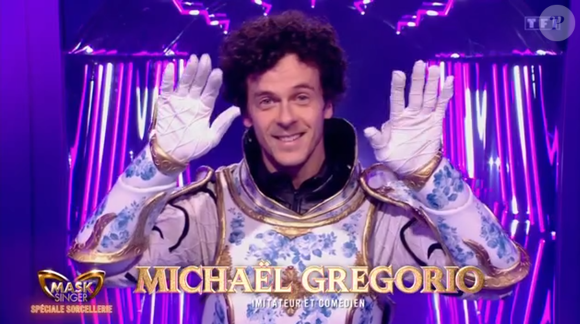 La star sous le Chevalier de Porcelaine était Michaël Gregorio ! Il s'est démasqué le 6 juin

Le Chevalier de Porcelaine dans "Mask Singer", capture d'écran TF1