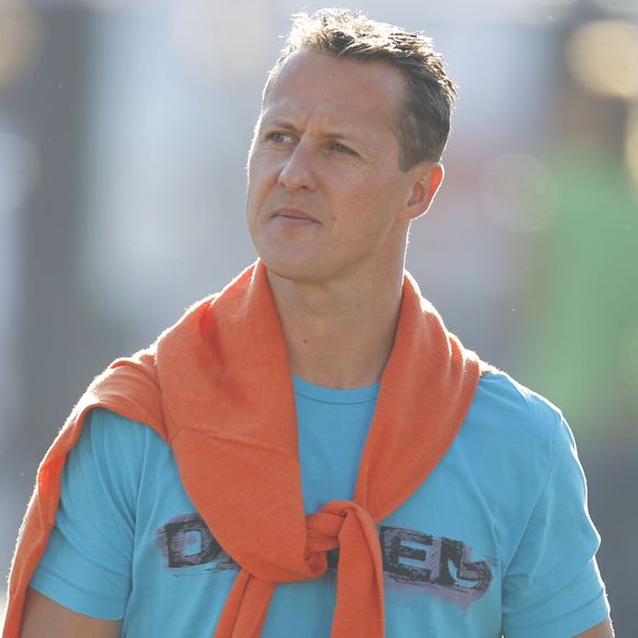 “Il ne peut plus s’exprimer par le langage. Un maximum de 20 personnes sont autorisées à l’approcher”, ajoute-t-il sur Michael Schumacher

Michael Schumacher lors du grand prix de Monza en Italie le 9 septembre 2012. JLPPA / Bestimage