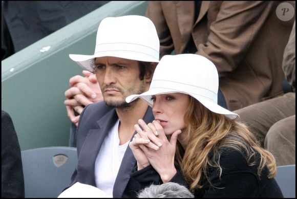 Bixente Lizarazu et Claire Keim - finales les hommes du tournoi de Roland Garros 2009. Internationaux de France.