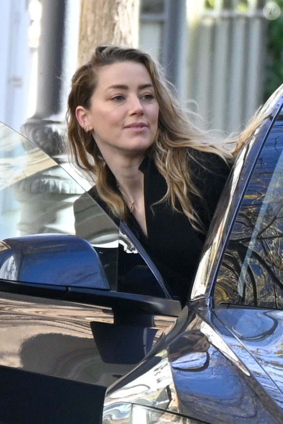 Madrid, Espagne - L'actrice américaine Amber Heard est tout sourire lors de son jogging à Madrid après avoir annoncé qu'elle attendait son deuxième enfant.
Crédit : Backgrid UK/ Bestimage