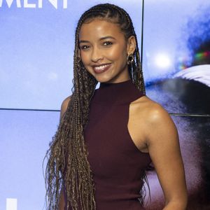 "Rien, absolument rien, ne justifie que mon nom ait été mentionné ou utilisé dans un tel cadre."

Flora Coquerel - Photocall du film "Promis le ciel" au cinéma UGC Ciné Cité Les Halles à Paris le 15 janvier 2026.
© Christophe Aubert / Bestimage