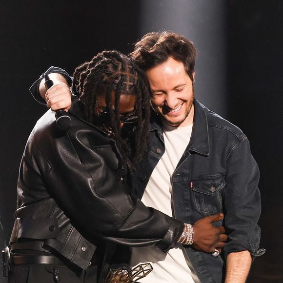 Gazo et Vianney (Victoire des meilleurs artistes masculins de l'année, ex-aequo)- 39ème cérémonie des Victoires de la musique à la Seine musicale de Boulogne-Billancourt, France, le 9 février 2024. © Coadic Guirec/Bestimage