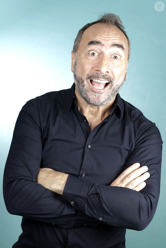 Exclusif - Portrait de Alil Vardar lors de l'enregistrement de l'émission "Chez Jordan de Luxe" à Paris. Le 12 novembre 2024
© Cédric Perrin / Bestimage