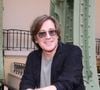 Thomas Dutronc revient sur le deuil de sa mère, Françoise Hardy, dans le podcast Coloscopie de Laurent Baffie. 

Thomas Dutronc lors de la remise du 4ème prix Gotlib en marge du festival du livre au Grand Palais à Paris.

© Cédric Perrin / Bestimage