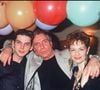 Son fils Guillaume est un batteur professionnel. 
Bernard Lavilliers, son fils Guillaume et Fabienne Thibeault dans les années 1990 à Paris. ©Bestimage
