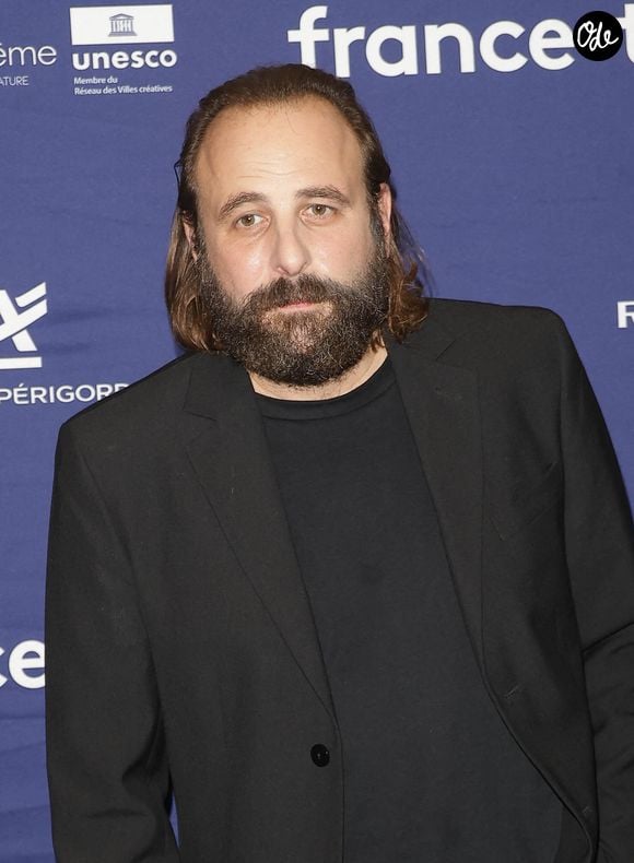 Vincent Macaigne au photocall de la cérémonie de clôture lors de la 19ème édition du festival du film francophone d'Angoulême, France, le 29 août 2026. © Coadic Guirec/Bestimage