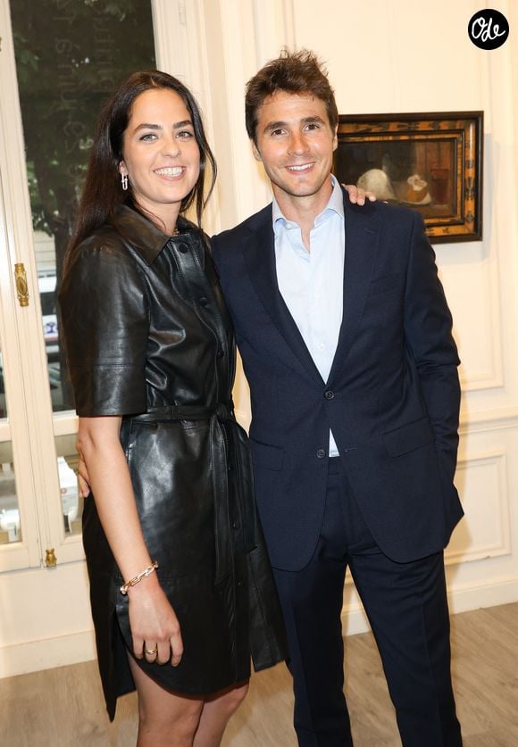 Anouchka Delon et Julien Dereims - Conférence de presse pour la vente de la collection Alain Delon chez Bonhams Cornette de Saint Cyr à Paris le 19 juin 2023.

© Coadic Guirec/Bestimage