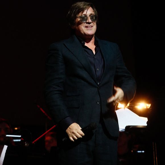 Exclusif - Thomas Dutronc - Spectacle symphonique "Aznavour Célébration - l'hommage officiel" en clôture du centenaire de la naissance de C. Aznavour au palais des Congrès à Paris le 23 novembre 2024.
© Christophe Clovis / Bestimage