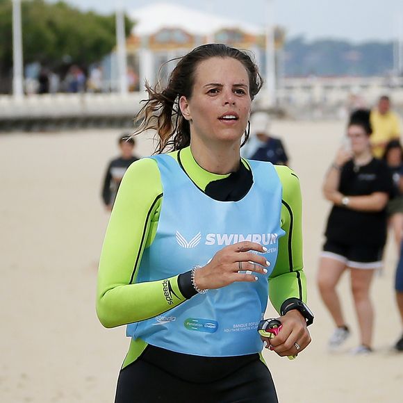 Exclusif - Laure Manaudou - La championne de natation L.Manaudou organise et lance la 1er édition de sa course, la "Swimrun" à Arcachon, France, le 23 juin 2019. Maintenant organisatrice de course avec son amie C.Gauzet, ancienne candidate de l'émission Koh-Lanta. Cette première édition de course et de nage était composée de 12 kilomètres de course dans le sable et 3 kilomètres de nage en mer. © Patrick Bernard/Bestimage