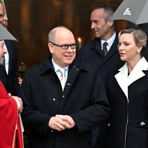 Le prince Albert II de Monaco et la princesse Charlene assistent à la messe pontificale dans le cadre de la célébration de la Sainte Devote, sainte patronne de Monaco, à Monaco le 27 janvier 2025. © Bruno Bebert / Bestimage