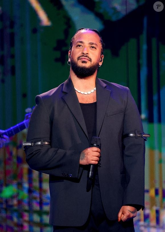 Slimane - Enregistrement de l'émission "Avec Florent, tout le monde ELA" à La Seine Musicale à Paris, diffusée le 1er septembre à 21h10 sur TF1 © Cyril Moreau-Dominique Jacovides / Bestimage
