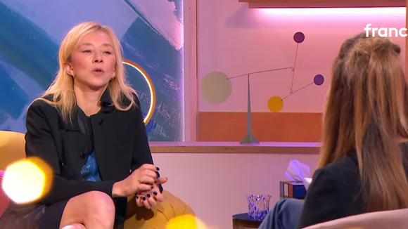 Sylvie Testud : « la vérité » sur sa famille - Les Maternelles XXL sur YouTube