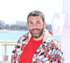 C'est sans aucun doute l'une des séries françaises les plus populaires du petit écran : depuis deux décennies maintenant, "Camping Paradis" fait les beaux de TF1. 

Laurent Ournac sur la plage du Majestic lors de la 7eme saison de 'CanneSeries' à Cannes.

Denis Guignebourg/BestImage | 00656381