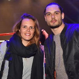 Florent Manaudou a des choses à dire...

Laure Manaudou et son frère Florent Manaudou lors du gala de boxe organisé par Univent Production au Palais des Sports de Marseille © Bruno Bebert/Bestimage