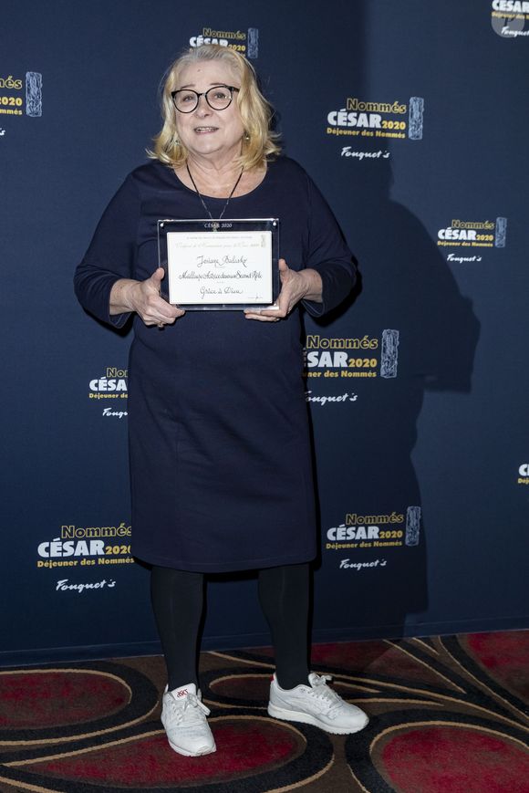 Josiane Balasko lors du photocall du "Déjeuner des Nommés de la 45ème édition des César 2020" au restaurant le Fouquet's à Paris, France, le 9 février 2020. © Olivier Borde/Bestimage