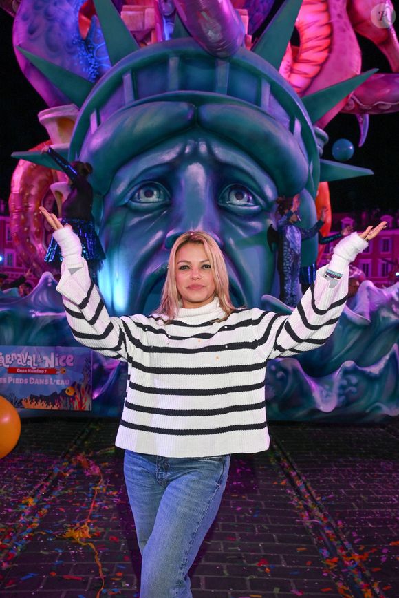Séverine Ferrer a assisté à la clôture du Carnaval de Nice 2025 Roi des Océans, le 1er mars 2025.
Le Carnaval s'est déroulé du 12 février au 2 mars 2025. 
Le Carnaval de Nice 2025 "Roi des Océans", est un préambule au rendez-vous mondial, que sera le sommets des Océans qui se tiendra en juin 2025 dans la capitale azuréenne. Le Carnaval portera ces messages forts de prise de conscience collective du réchauffement de la planète et du dérèglement climatique, au travers son ADN qui sont satire, ironie et féerie. Il est le 1er carnaval de France et l'un des plus célèbres du monde, avec ceux de Rio et de Venise, attirant chaque année des dizaines de milliers de spectateurs. Le thème du prochain carnaval de Nice a été annoncé par le maire, ce sera "Vive la Reine", le carnaval se réinvente et rend hommage à la féminité. L’année prochaine, il y aura une femme à la tête de la monarchie à la niçoise. © Bruno Bebert/Bestimage