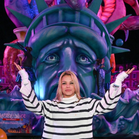 Séverine Ferrer a assisté à la clôture du Carnaval de Nice 2025 Roi des Océans, le 1er mars 2025.
Le Carnaval s'est déroulé du 12 février au 2 mars 2025. 
Le Carnaval de Nice 2025 "Roi des Océans", est un préambule au rendez-vous mondial, que sera le sommets des Océans qui se tiendra en juin 2025 dans la capitale azuréenne. Le Carnaval portera ces messages forts de prise de conscience collective du réchauffement de la planète et du dérèglement climatique, au travers son ADN qui sont satire, ironie et féerie. Il est le 1er carnaval de France et l'un des plus célèbres du monde, avec ceux de Rio et de Venise, attirant chaque année des dizaines de milliers de spectateurs. Le thème du prochain carnaval de Nice a été annoncé par le maire, ce sera "Vive la Reine", le carnaval se réinvente et rend hommage à la féminité. L’année prochaine, il y aura une femme à la tête de la monarchie à la niçoise. © Bruno Bebert/Bestimage