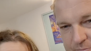 "À 15 minutes près, on était..." : La résidence de Cindy et Sebastien Van Der Auwera (Familles nombreuses) partie en fumée, leur projet immobilier en jeu