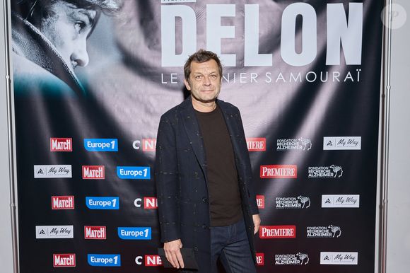 Exclusif - Laurent Mariotte au photocall de la soirée Ciné-concert symphonique "Alain Delon, le dernier Samouraï" au Palais des congrès à Paris le 8 novembre 2024 le jour de son anniversaire.

© Jacovides / Moreau / Bestimage