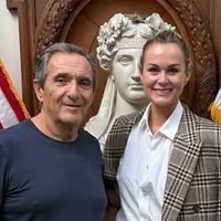 Laeticia Hallyday et Serge Varsano à Courchevel : le couple s'offre une escapade dans l'un des plus beaux hôtels de la station huppée