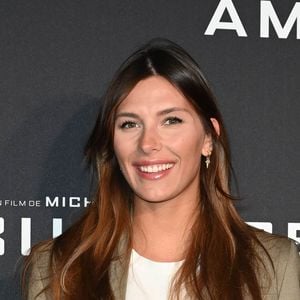 "J'avais cette tenue et la dame de l'ASVP me dit pas bonjour rien juste 'madame, faut mettre un paréo', alors que ma tenue était bien !".

Camille Cerf (miss France 2015) - Avant-première du film "Ambulance" à l'UGC Normandie à Paris le 20 mars 2022. © Coadic Guirec/Bestimage
