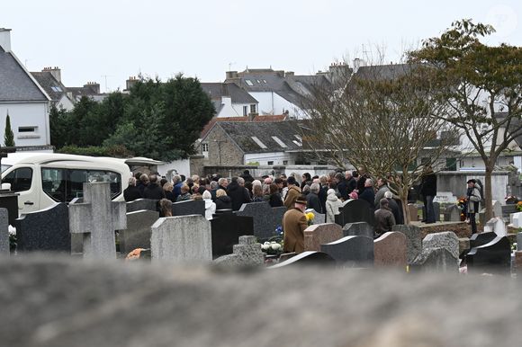 Obsèques de Tcheky Karyo (décédé le 31 octobre 2025 à l'âge de 72 ans) au cimetière de Concarneau dans la plus stricte intimité le 5 novembre 2025. © AGENCE / BESTIMAGE