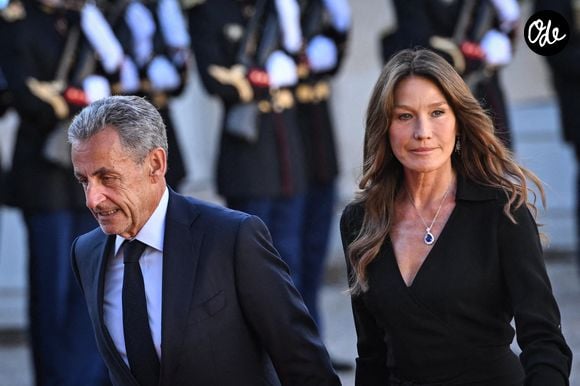 Pour se changer les idées, la fille de Nicolas Sarkozy et Carla Bruni sait parfaitement vers quoi se tourner : sa passion pour l’équitation.

L'ancien président français Nicolas Sarkozy et son épouse, la chanteuse italo-française Carla Bruni-Sarkozy, arrivent à l'Élysée, à Paris, le 2 juin 2026, pour un dîner d'État organisé dans le cadre de la visite du président rwandais. Photo de Firas Abdullah/ABACAPRESS.COM