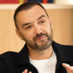 Cyril Lignac partage la valeur la plus importante qu'il veut transmettre à son fils, Léo