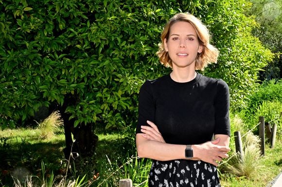 Tiphaine Auzière, avocate écrivain et fille de Brigitte Macron, durant la 28ème édition du Festival du Livre de Nice au Jardin Albert 1er. © Bruno Bebert / Bestimage