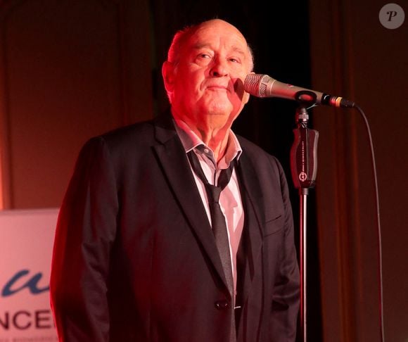 Exclusif - Concert de Michel Jonasz (offert pour "Vaincre le cancer") - Soirée de Gala de l’Association "Vaincre le cancer" au Cercle de l'Union Interalliée à Paris, France.  © Bertrand Rindoff / Bestimage