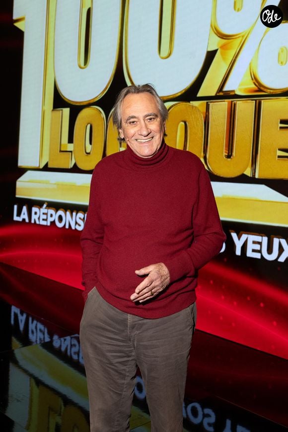 Philippe Lavil en backstage de l'enregistrement de l'émission "100% Logique", présentée par C.Féraud et diffusée le 7 mars 2026 sur France 2, à Saint Denis, France, le 26 novembre 2025. © Jeremy Melloul/Bestimage